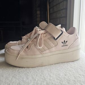 Adidas Women's Light Pink Sneakers